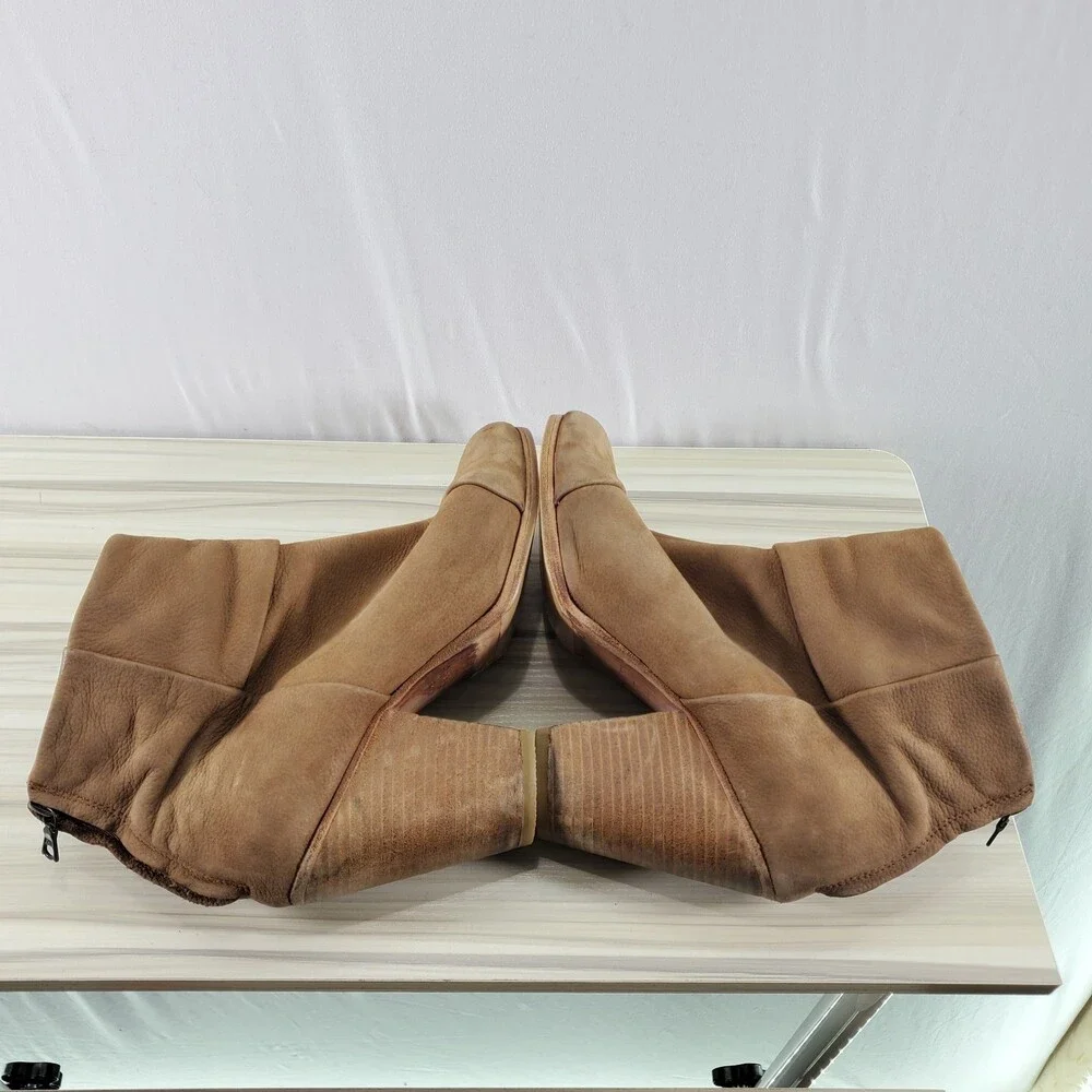 EU 40 US 10 Rag & Bone Matte Pebble Grain Tan Sand Camel Zip Bootie Newbury